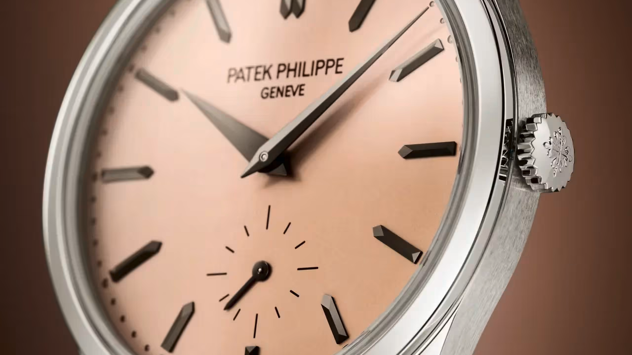 Patek Philippe Calatrava reference 5196 in white gold with hand-wound calibre 215 PS