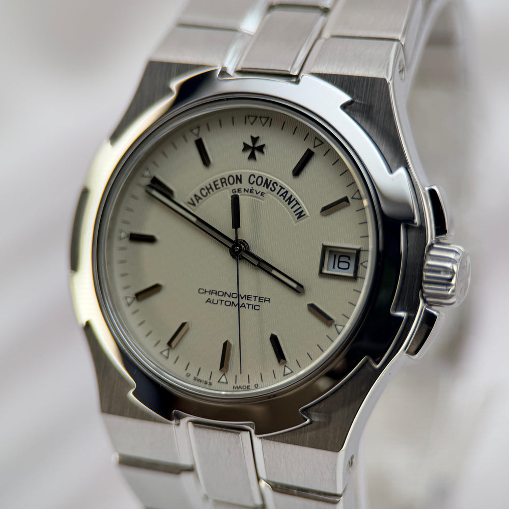 Overseas 1st Gen 37mm Silver Sigma Dial | Ref. 42042/423A-8872