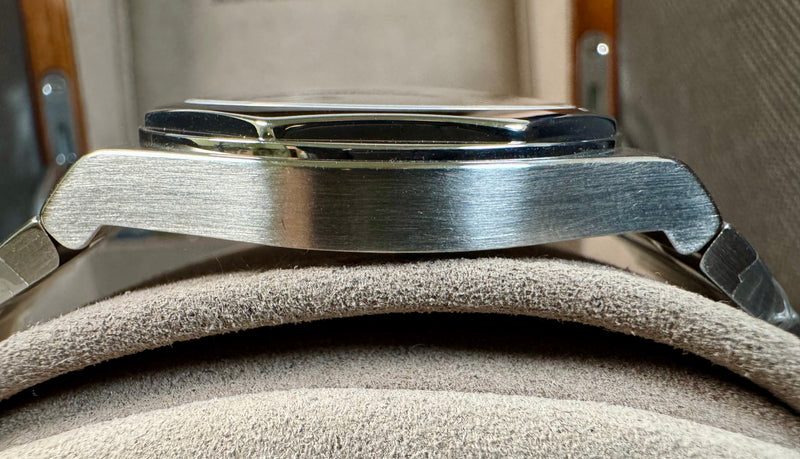 Girard-Perregaux Laureato 41mm 225th Anniversary Limited Edition– Ref. 81000-11-431-11A