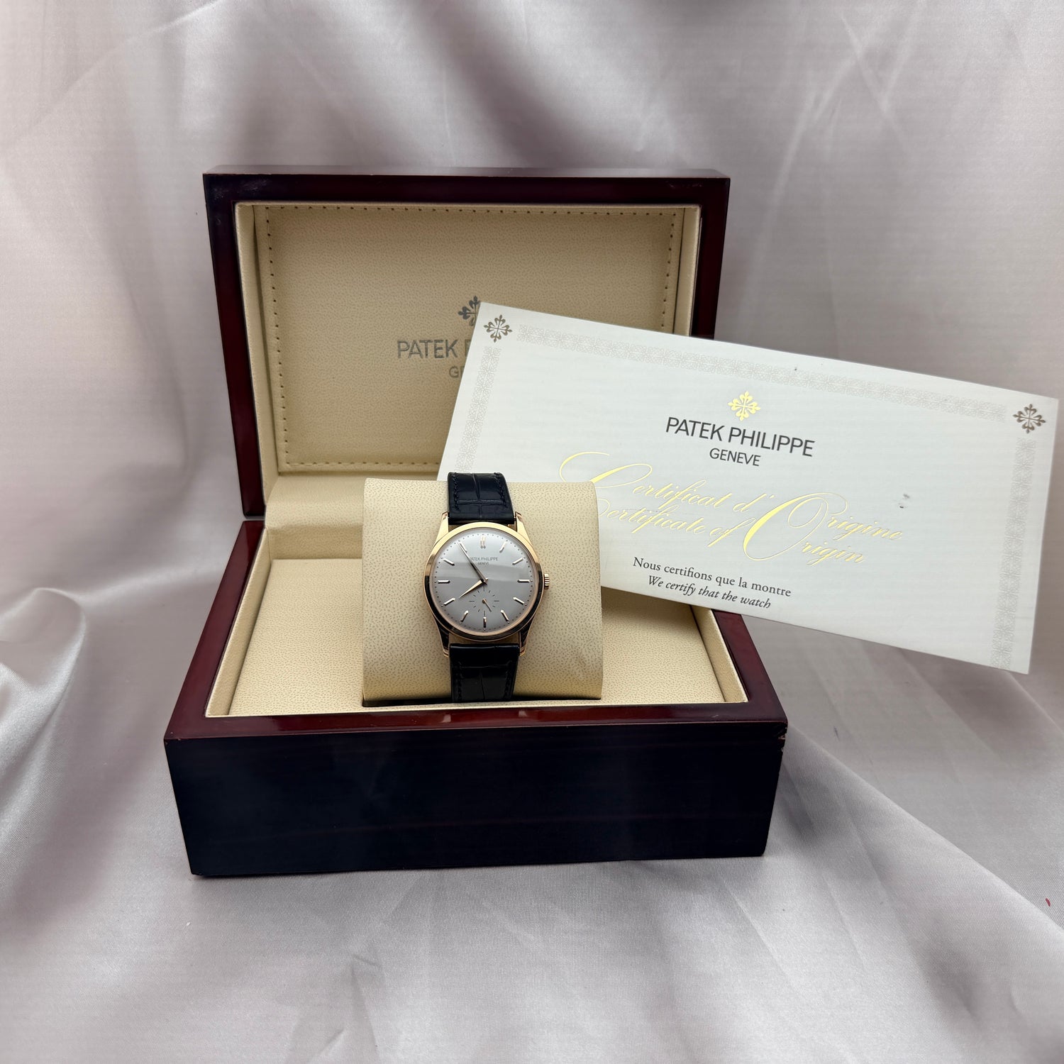 Patek Philippe Calatrava 37mm 18k Rose Gold | Ref. 5196R-001