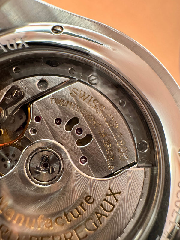 Girard-Perregaux Laureato 42mm Green Dial – Ref.81010-11-3153-1CM