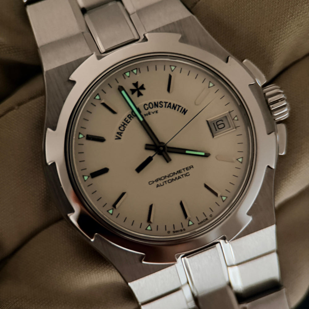 Overseas 1st Gen 37mm Silver Sigma Dial | Ref. 42042/423A-8872