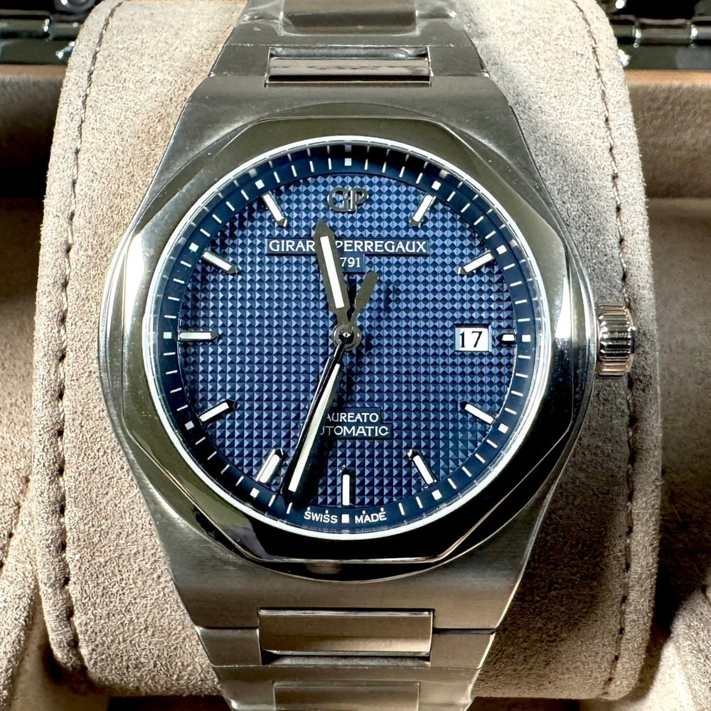 Girard-Perregaux Laureato 41mm 225th Anniversary Limited Edition | Ref. 81000-11-431-11A