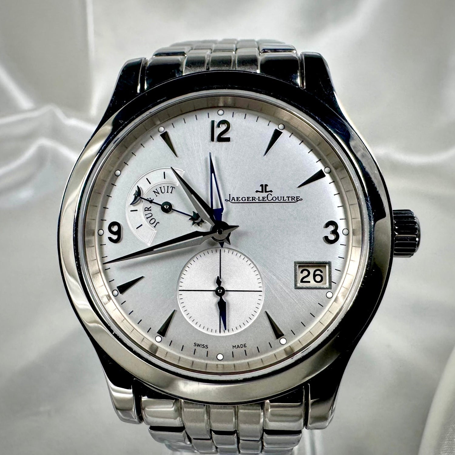 Jaeger-LeCoultre Master Hometime | GMT | Ref. Q1628120