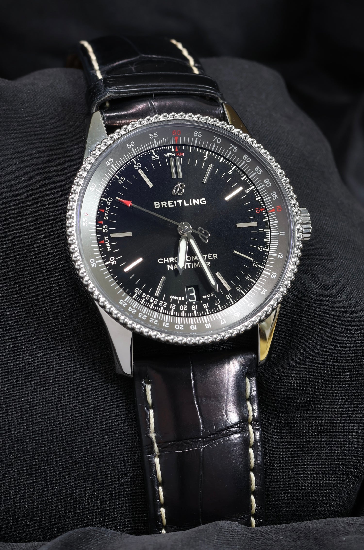 Breitling Navitimer Automatic 38 | Black Dial | Bidirectional Bezel | Ref. A17325