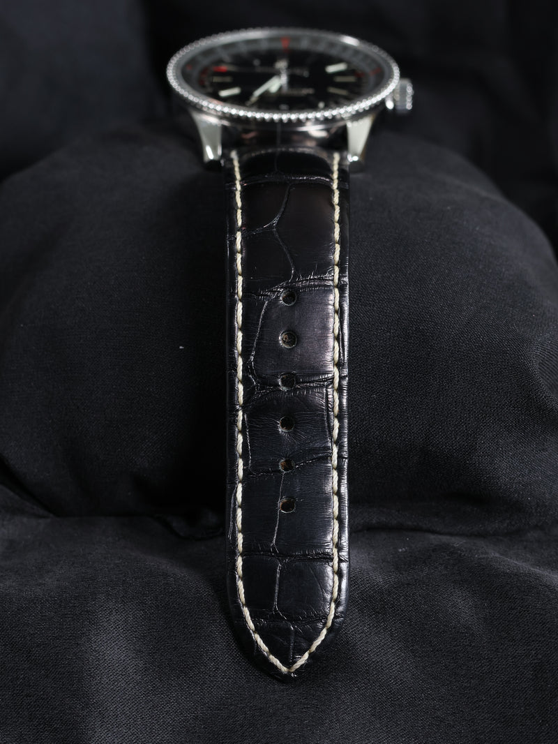 Breitling Navitimer Automatic 38 – Ref. A17325 – Black Dial | Full Set (2019) – Excellent Condition - Bidirectional Bezel