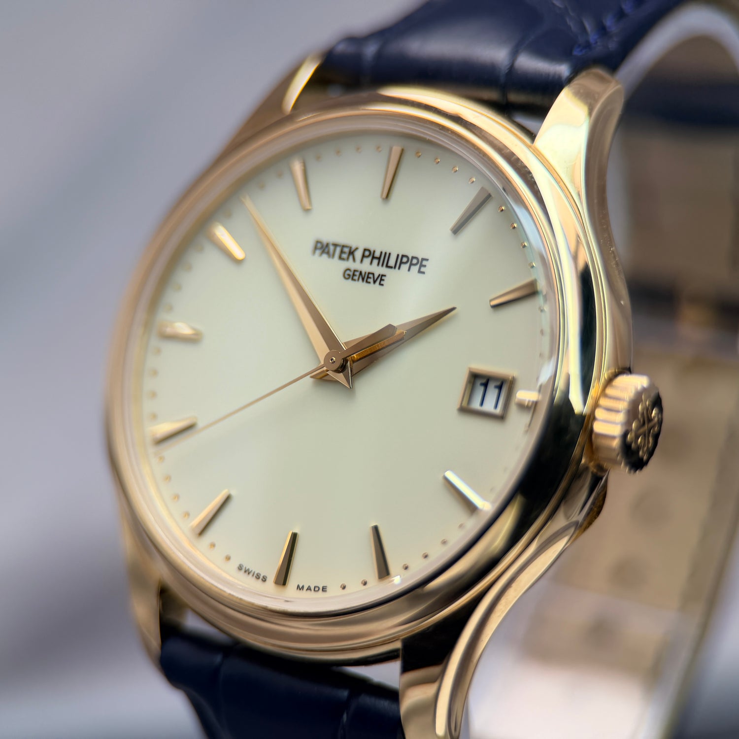 Calatrava 5227J-001 | Ivory Dial | Full Set