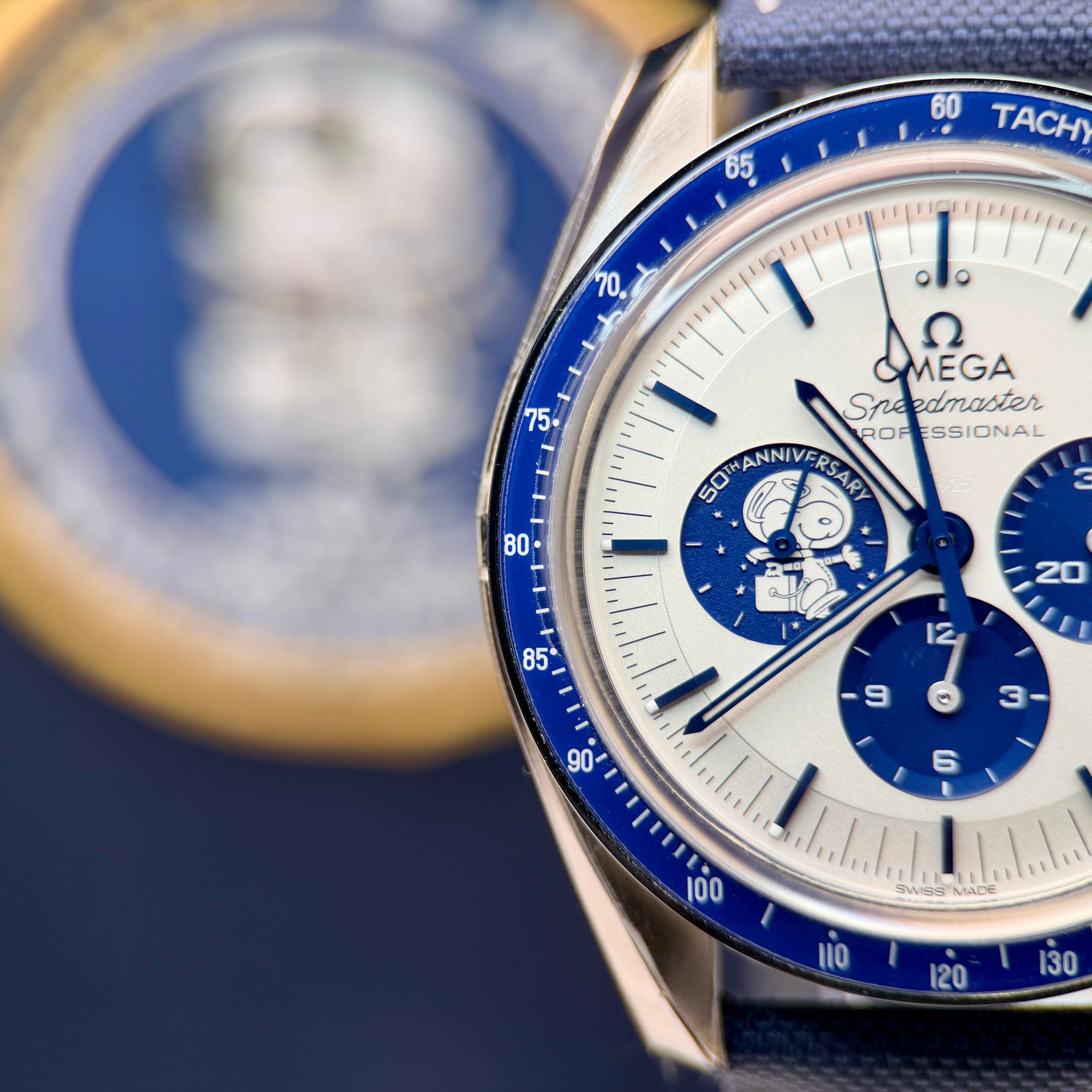Speedmaster “Silver Snoopy Award” 50th Anniversary Ref. 310.32.42.50.02.001 | 2025 | Brand New | Full Set