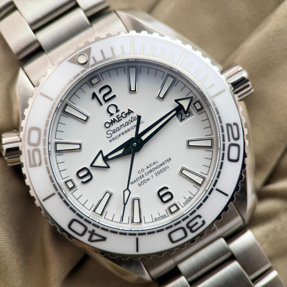 Seamaster Planet Ocean 600M 39.5mm White Ceramic | Ref. 215.30.40.20.04.001 | 2019 Full Set
