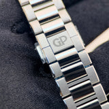 Girard Perregaux - 81020-11-3370-1GM - 2025 - Brand New Full Set -Screw Down Octagon Chrono Pushers