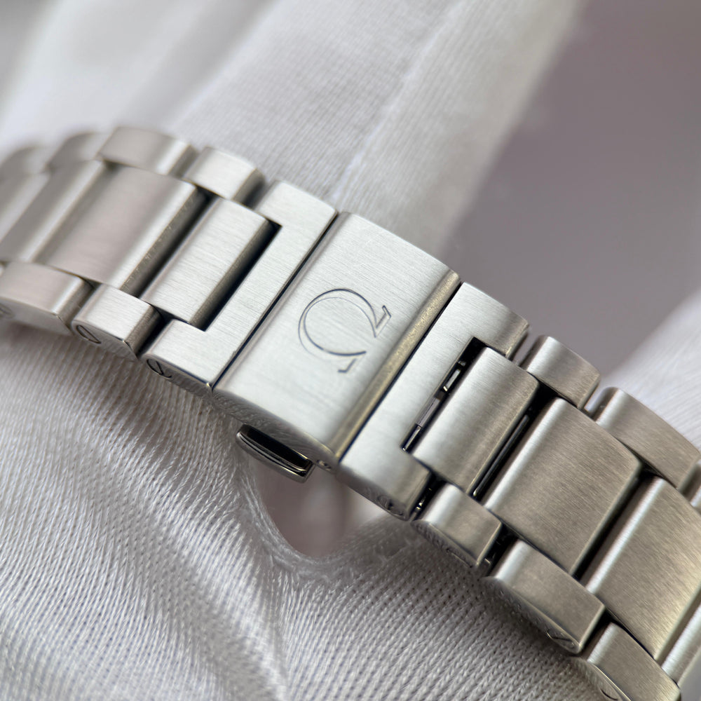 Omega Seamaster Aqua Terra 150M 38.5mm Grey "Skyfall" Dial | Ref. 231.10.39.21.06.001 | 2025 Mint Full Set