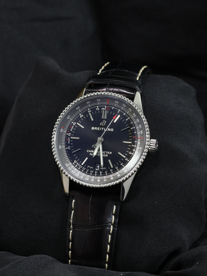 Breitling Navitimer Automatic 38 – Ref. A17325 – Black Dial | Full Set (2019) – Excellent Condition - Bidirectional Bezel