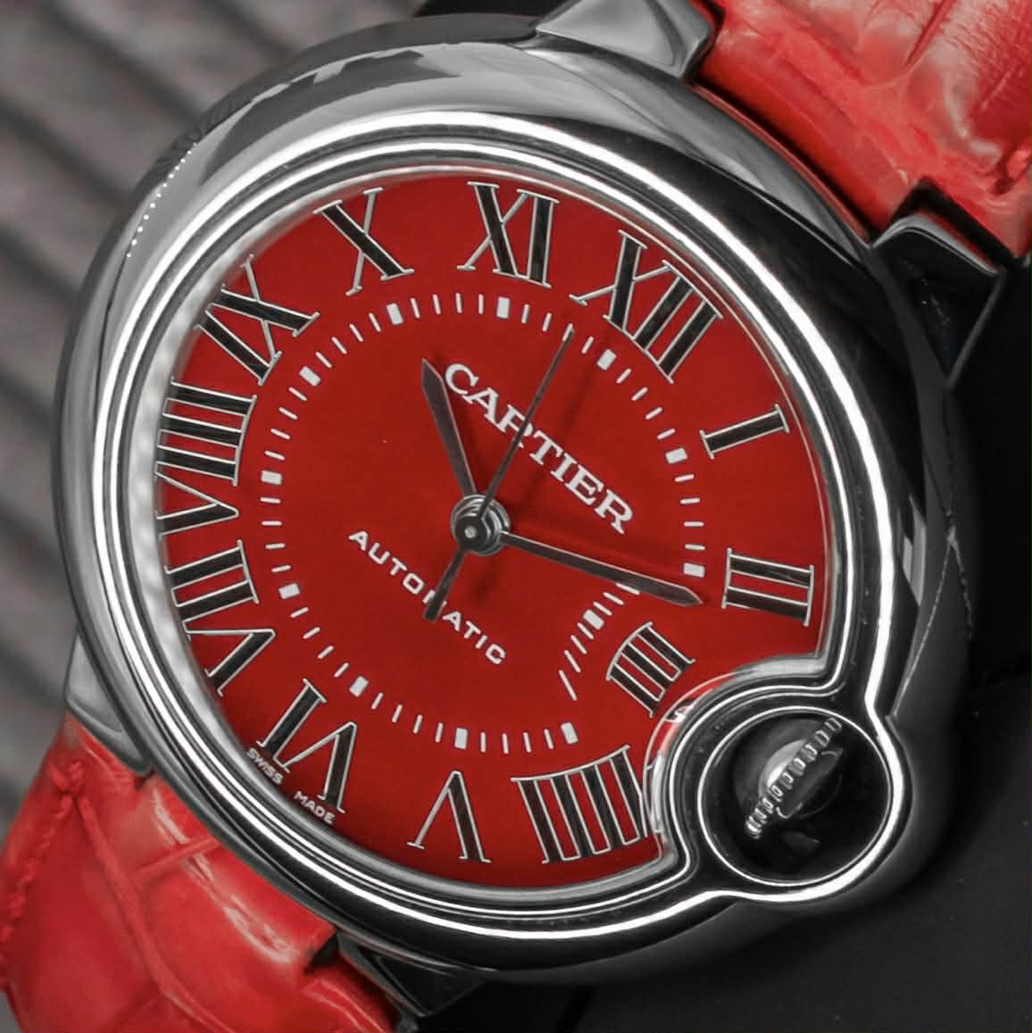 Cartier Ballon Bleu de Cartier | Limited Edition Red Dial | 33mm | Ref. WSBB0022