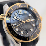 Seamaster Diver 300 M -  Gold Bezel | 2024 Full Set in Excellent Condition - 210.22.42.20.01.001