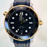 Seamaster Diver 300 M -  Gold Bezel | 2024 Full Set in Excellent Condition - 210.22.42.20.01.001