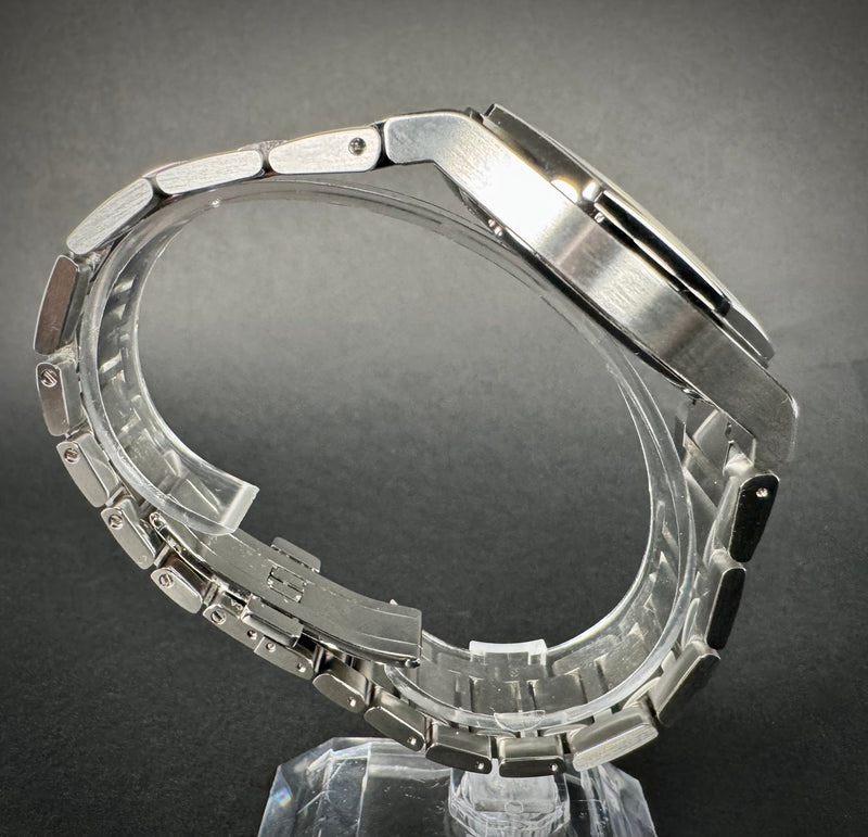 Girard Perregaux Laureato Blue Dial 81010-11-431-11A -