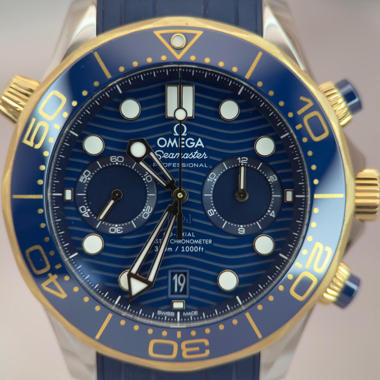 Seamaster Diver 300M Chronograph 44mm Two-Tone | 18K Gold & Blue Dial | Ref. 210.22.44.51.03.001