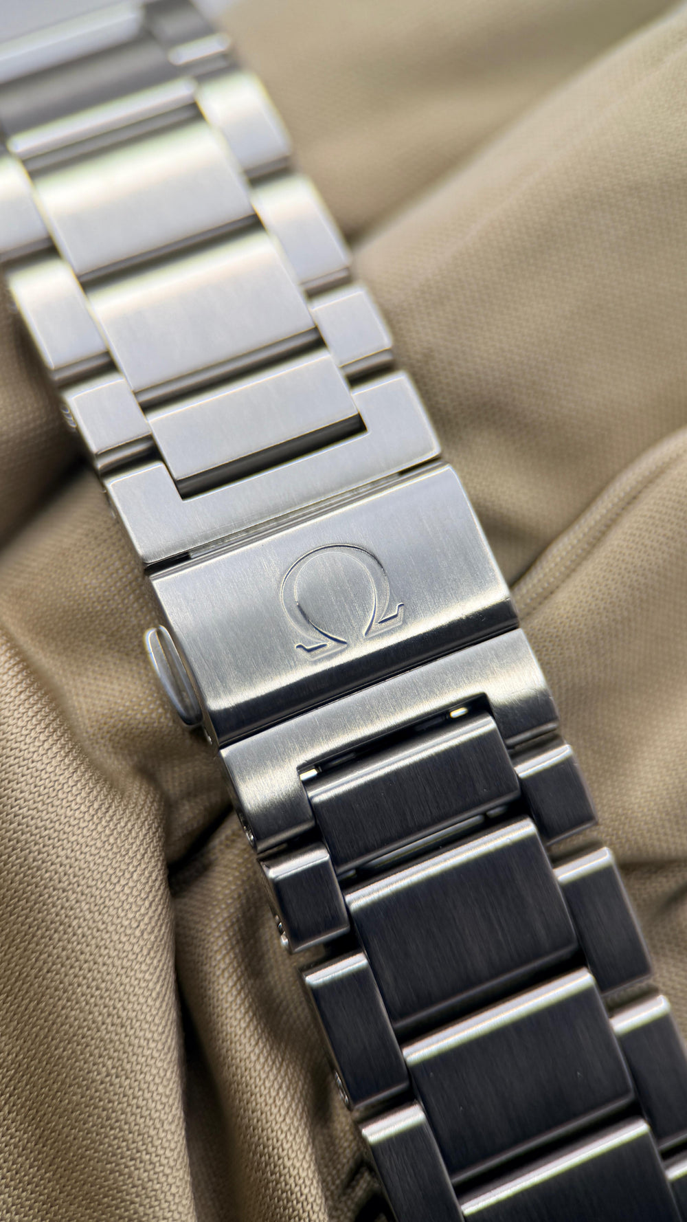 Seamaster Aqua Terra 150M 41.5mm "James Bond Skyfall" Blue Dial | Ref. 231.10.42.21.03.001