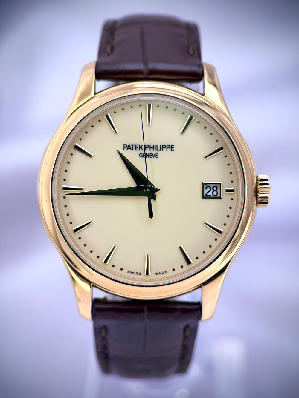 Calatrava 39mm 18k Yellow Gold Ivory Dial | Ref. 5227J-001