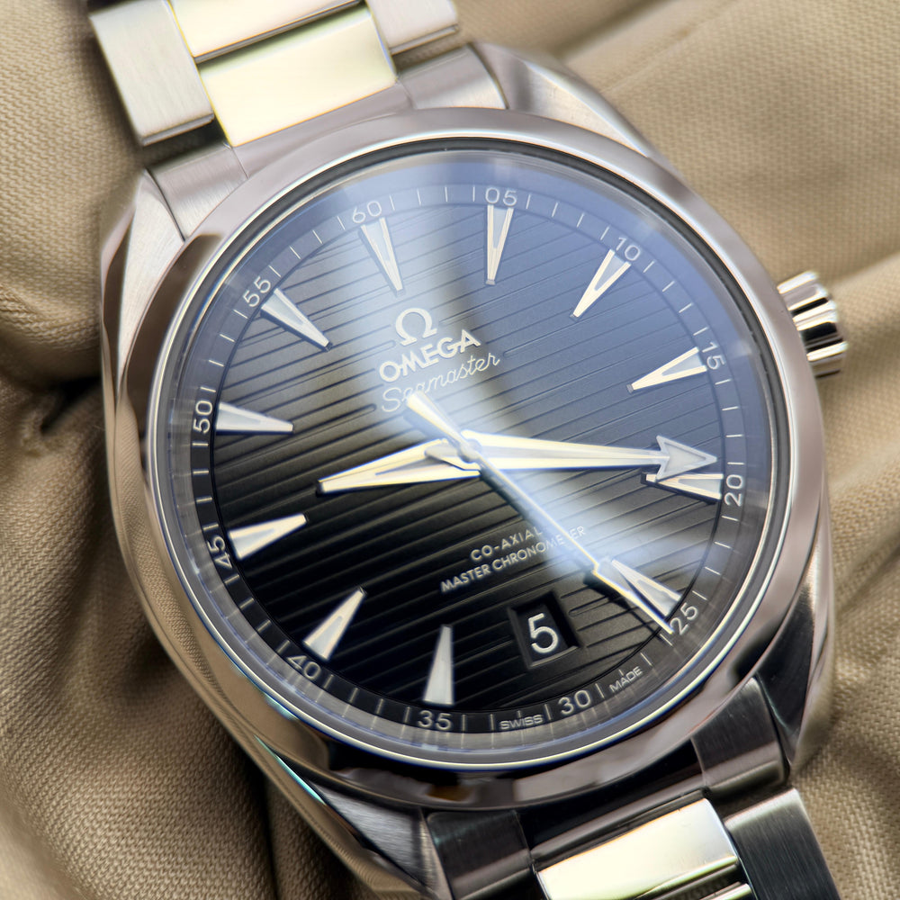 Seamaster Aqua Terra 150M 38mm Black Teak Dial | Ref. 220.10.38.20.01.001 | 2024 Full Set