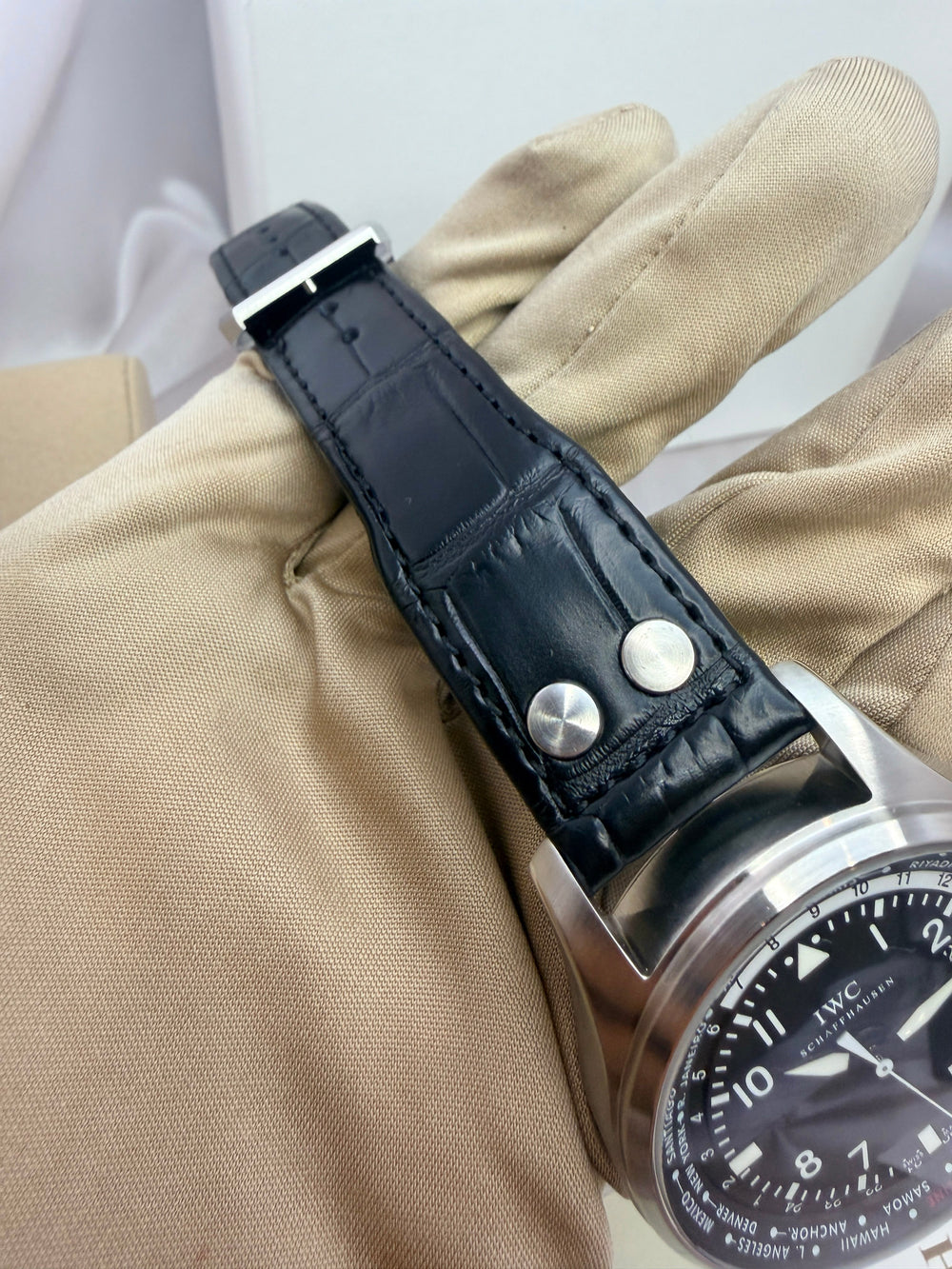 IWC Pilot's Watch Worldtimer 45mm Black Dial | Ref. IW326201 | Box & Papers Full Set