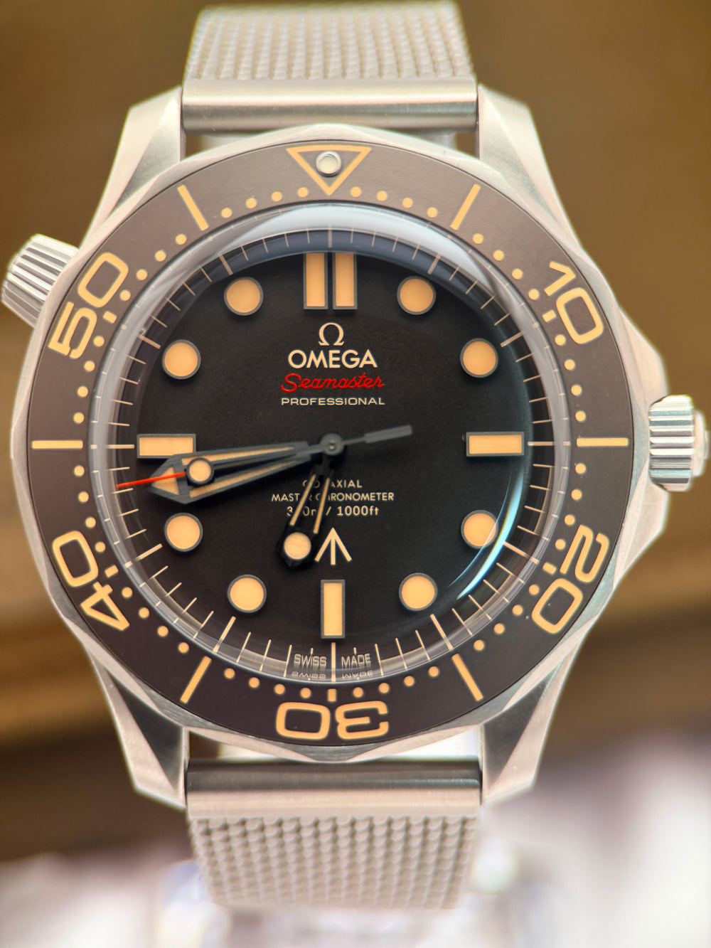 Seamaster Diver 300M 007 Edition "No Time To Die" Titanium | Ref. 210.90.42.20.01.001 | 2025 Full Set