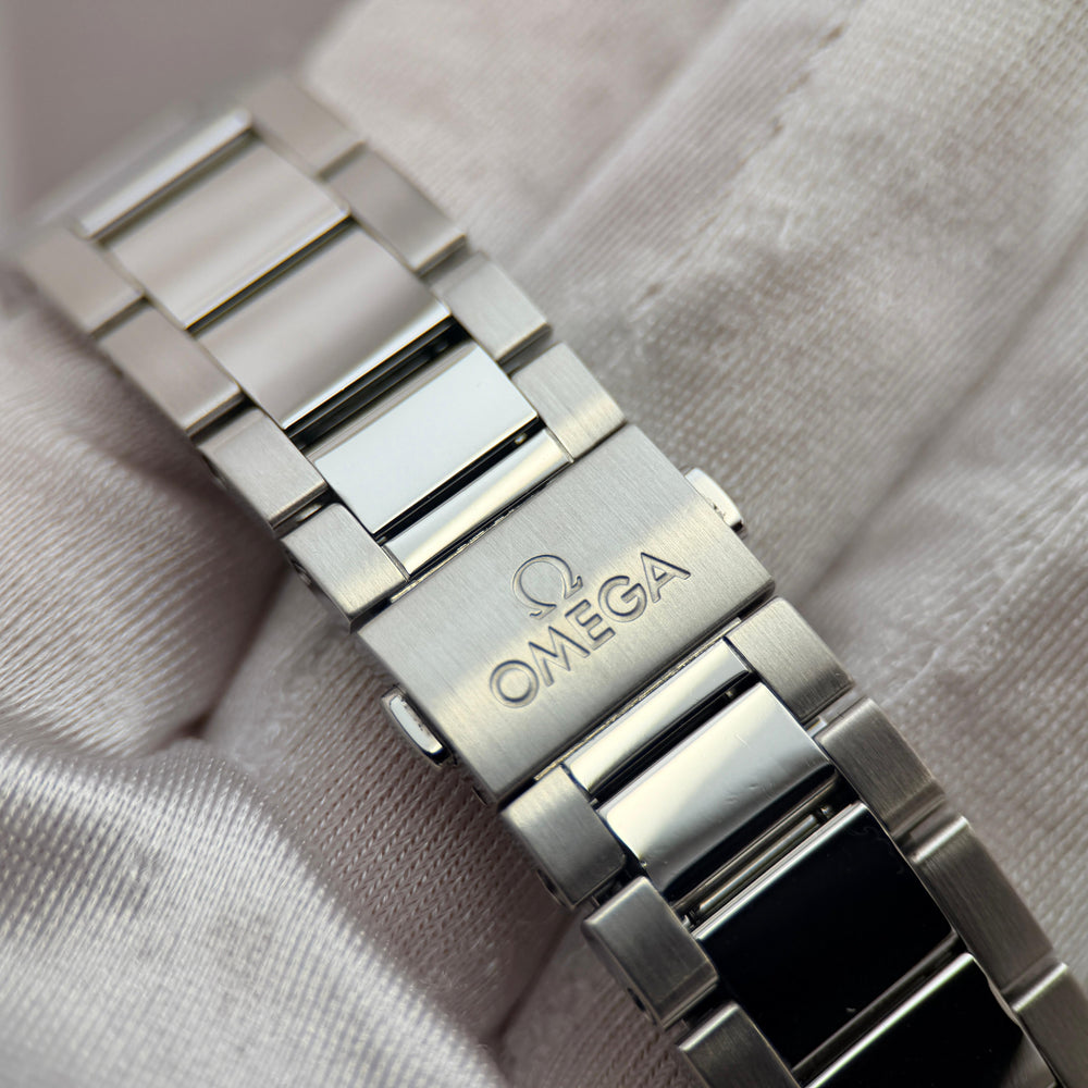 Omega Seamaster Aqua Terra 150M 38mm Blue Dial | Ref. 220.10.38.20.03.001 | Like New Full Set