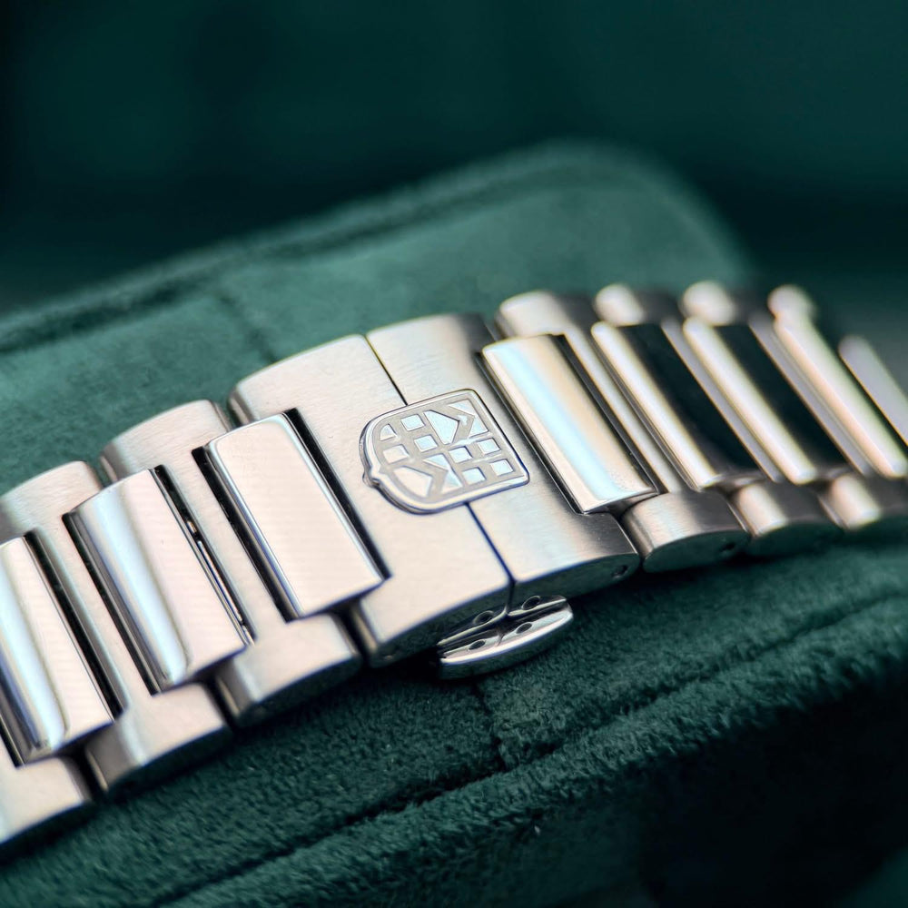 Highlife Perpetual Calendar | Ref. FC-775G4NH6B | 2024 Limited 235 Pcs Full Set (Wolf Winder)