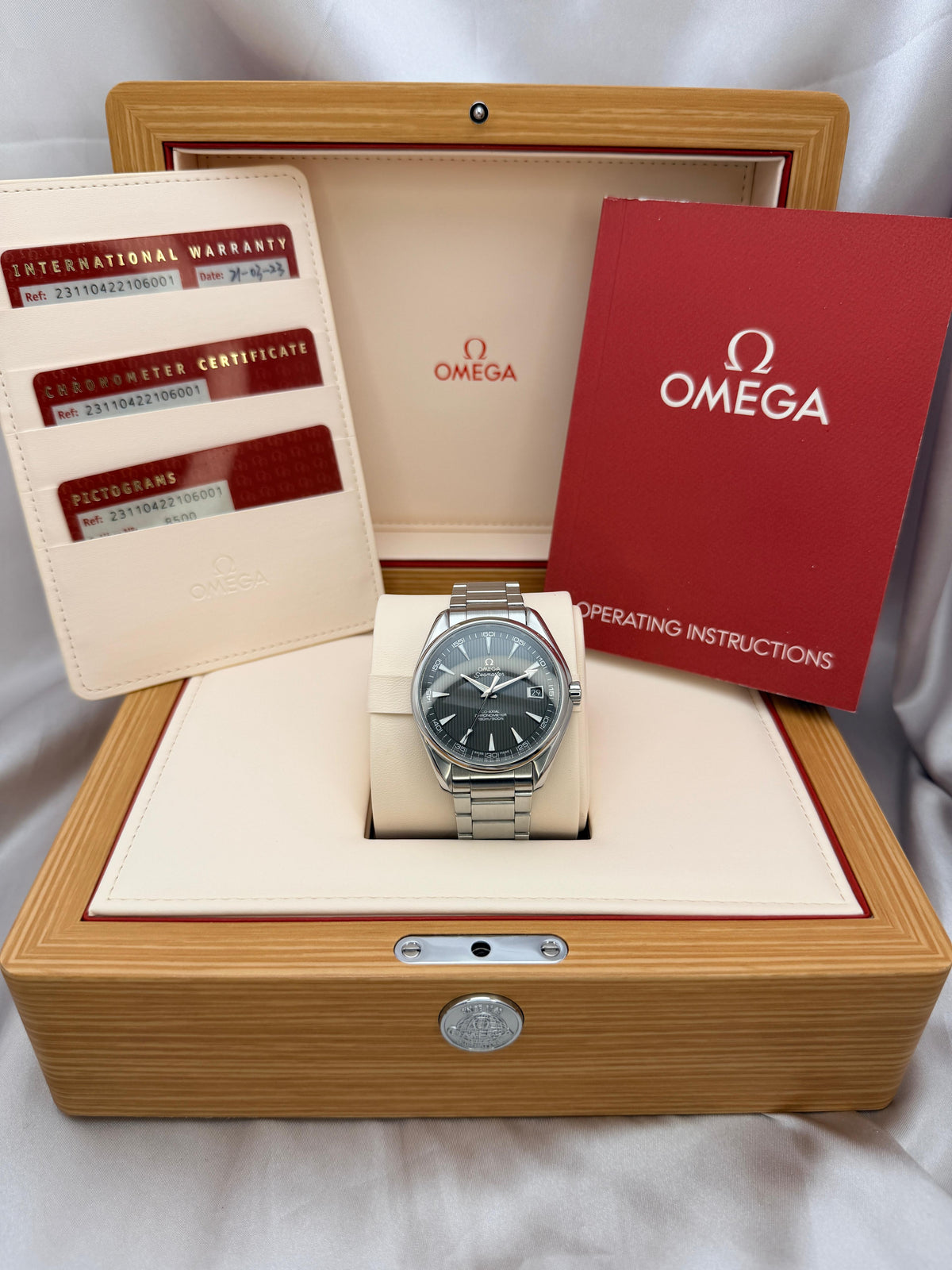 Seamaster Aqua Terra 150M 41.5mm Grey "Skyfall" Dial | Ref. 231.10.42.21.06.001 | 2023 Mint Full Set