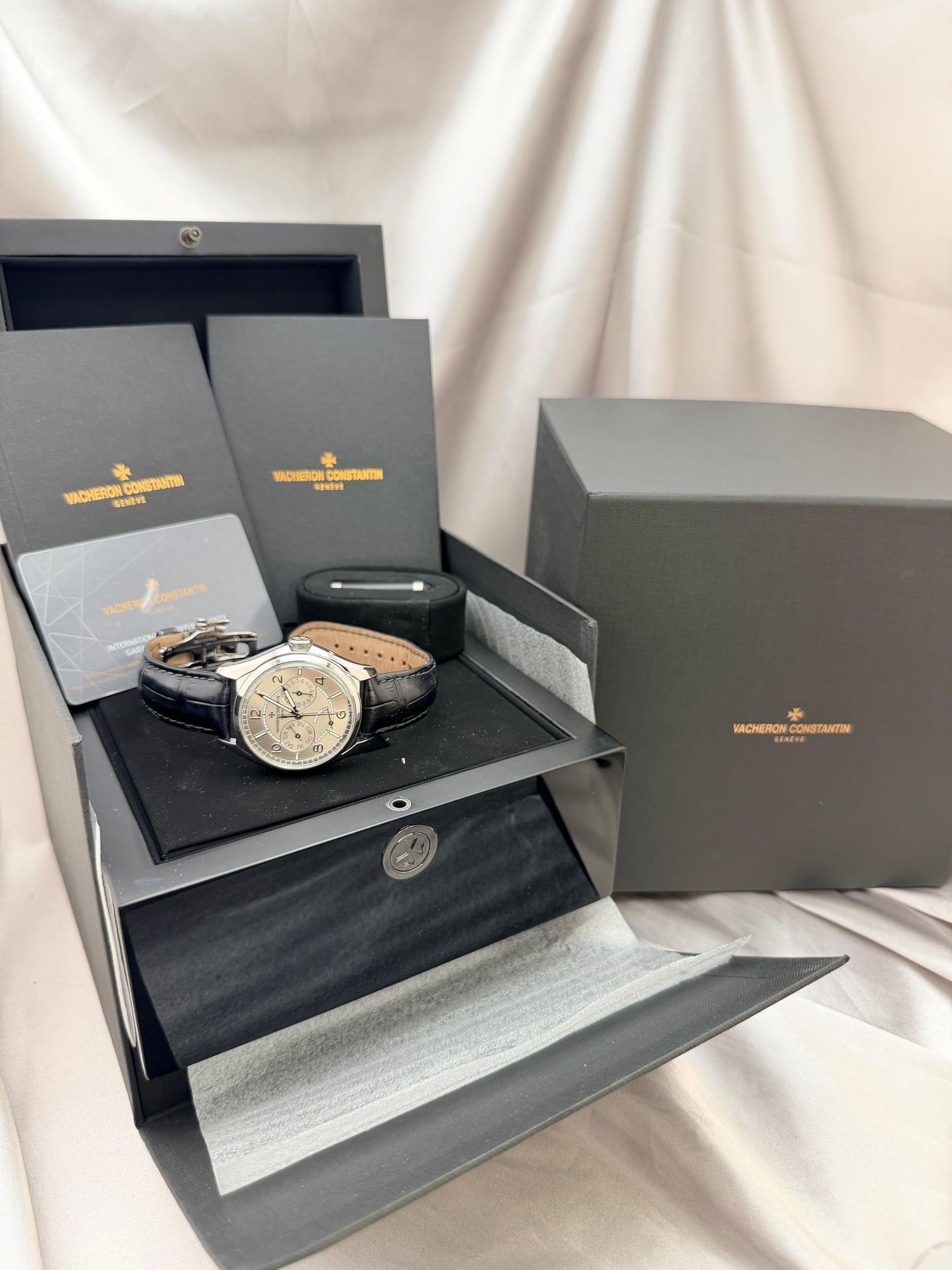 Fiftysix Day-Date 40mm Grey Dial | Ref. 4400E/000A-B437 | 2022 Mint Full Set
