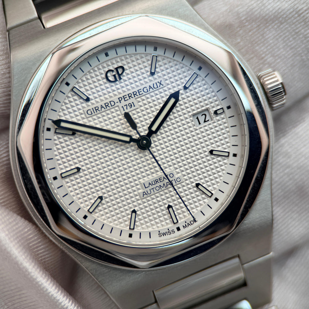 Laureato 225th Anniversary Limited 225 Pcs 41mm | Ref. 81000 | Full Set