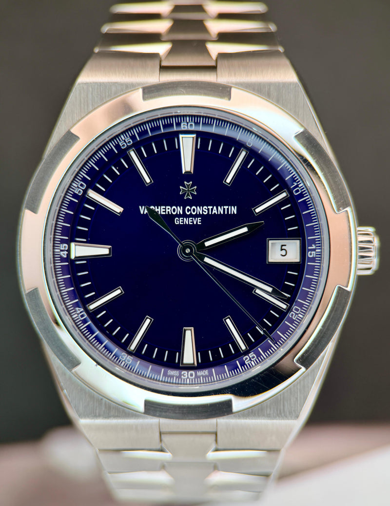 Overseas 41mm Deep Blue Dial 4520V/210A | 2024 Mint Full Set (3 Straps)