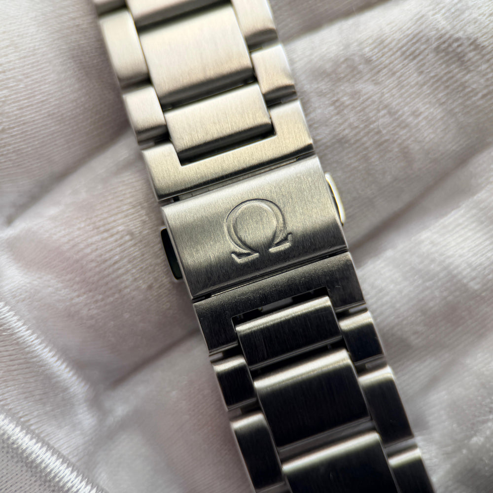Seamaster Aqua Terra 150M 38.5mm "Skyfall" Grey Dial 231.10.39.21.06.001 | Mint Full Set
