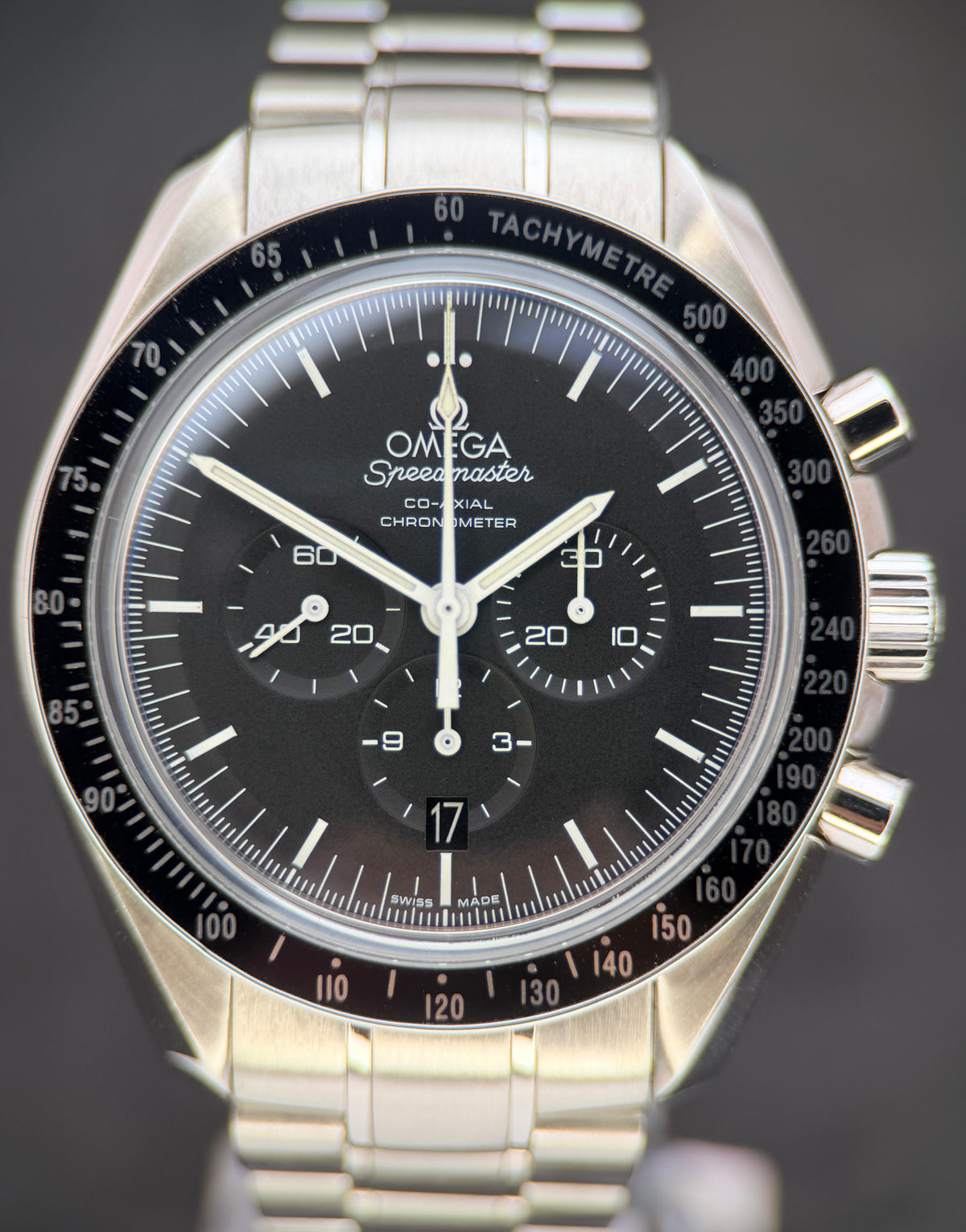 Speedmaster Co-Axial Chronograph Date بقطر 44.25 ملم 311.30.44.50.01.002 | 2017 بحالة ممتازة جداً مع ملحقاتها (متوقفة عن الإنتاج)