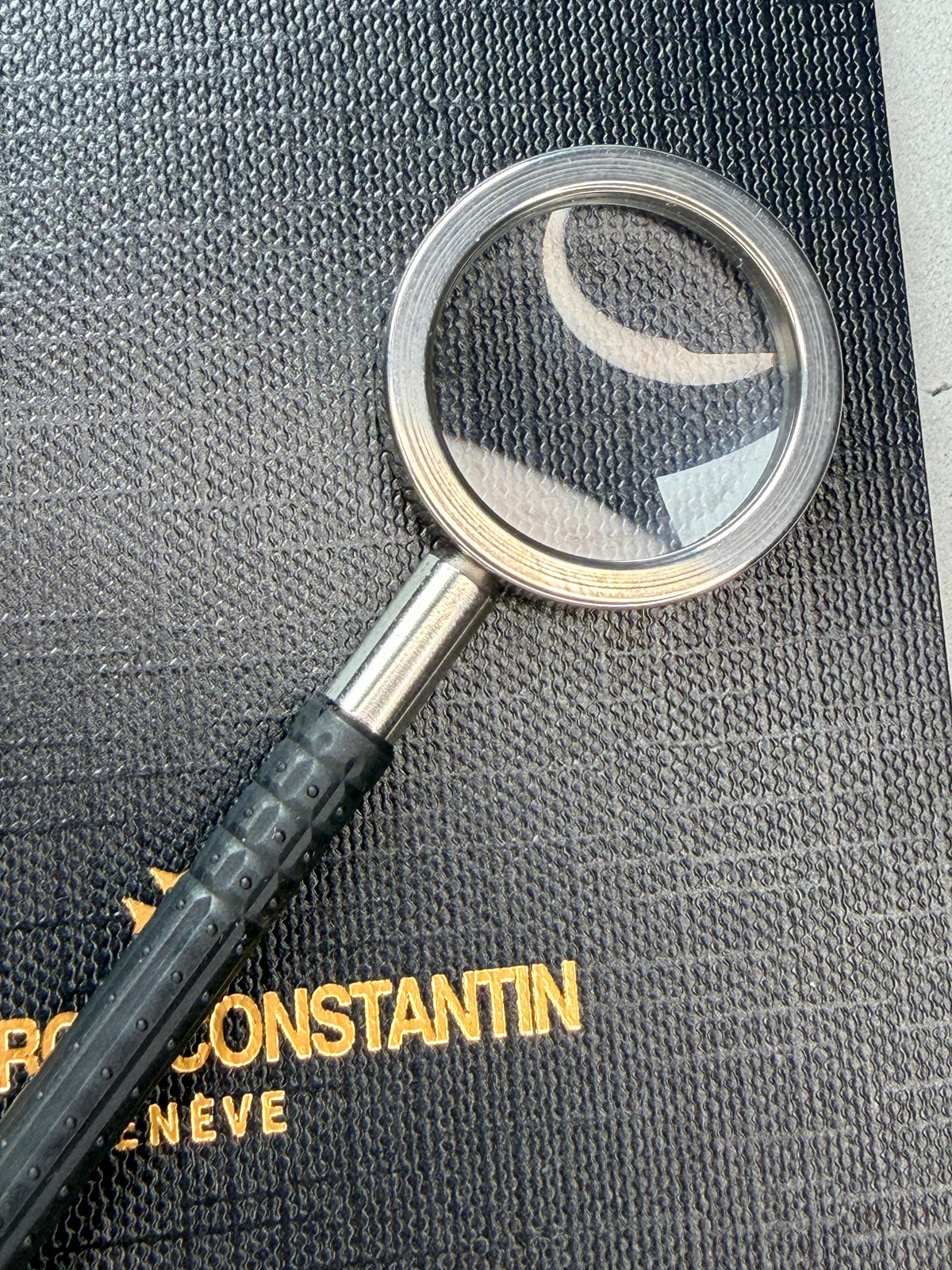 Official Vacheron Constantin VIP Handheld Loupe / Magnifying Glass | Textured Overseas Grip | Mint