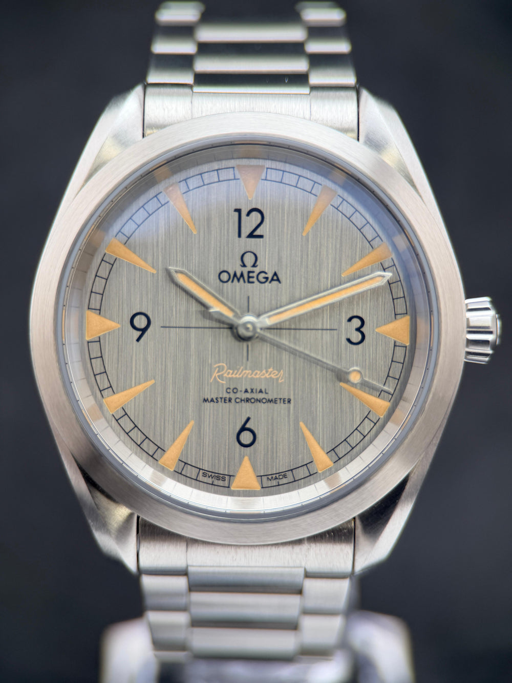 Seamaster Railmaster 40mm 220.10.40.20.06.001 | 2026 Like New Full Set (Discontinued)